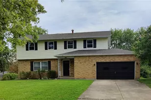 1016 Deercreek Cir, West Carrollton, OH 45449 - Photo 1