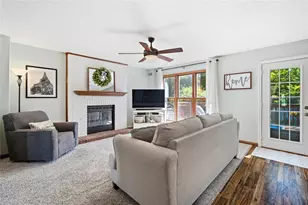 335 Kingsfield Ct, Yellow Springs Vlg, OH 45387 - Photo 5