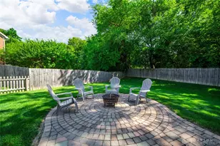 335 Kingsfield Ct, Yellow Springs Vlg, OH 45387 - Photo 27