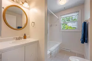 4925 Honeywood Ct, Riverside, OH 45424 - Photo 23
