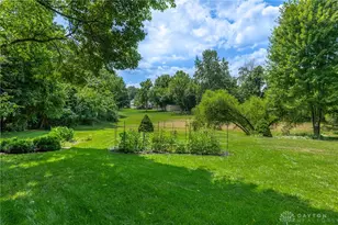 3127 Muzzete Dr, Sugarcreek Twp, OH 45305 - Photo 47