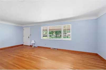 2116 Bonniedale Drive, Bellbrook, OH 45305 - Photo 9
