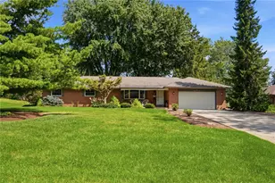 2116 Bonniedale Dr, Bellbrook, OH 45305 - Photo 3