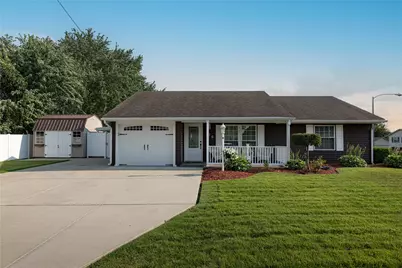 700 E 4th Street, Franklin, OH 45005 - Photo 1