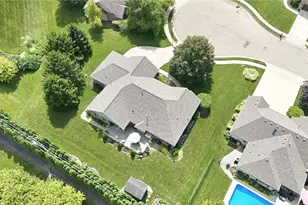 2541 Winfield Ct, Troy, OH 45373 - Photo 47