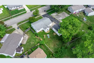 4712 Celtic Drive, Dayton, OH 45432 - Photo 17
