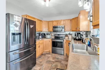 2014 Clearstream Way, Clayton, OH 45315 - Photo 9