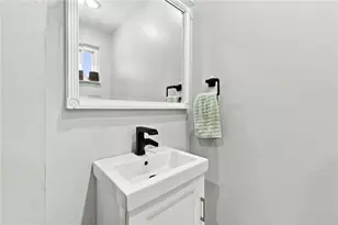 4210 White Oak Dr, Beavercreek, OH 45432 - Photo 15