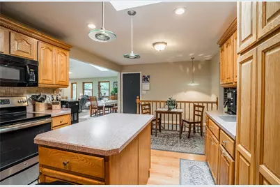950 Suncrest Drive, Springfield, OH 45503 - Photo 9