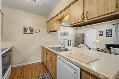 8630 Nanwich Court, Franklin Twp, OH 45005 - Photo 9
