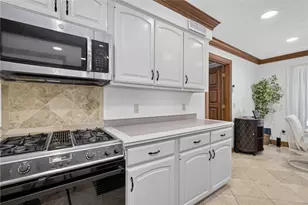 861 Kelsey Ct, Washington Twp, OH 45458 - Photo 15