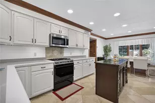 861 Kelsey Ct, Washington Twp, OH 45458 - Photo 13