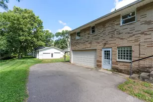 3205 Bernice Dr, Fairborn, OH 45324 - Photo 43