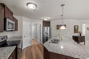 296 Old Pond Rd, Springboro, OH 45066 - Photo 11