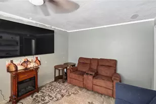 621 Bonnycastle Ave, Englewood, OH 45322 - Photo 5