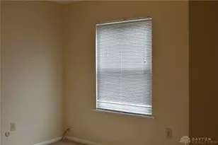 1217 Robbins Run Ct, Washington Twp, OH 45459 - Photo 17