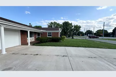 7100 Old Troy Pike, Huber Heights, OH 45424 - Photo 5