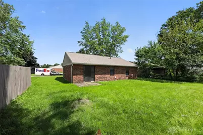 8377 Schoolgate Drive, Huber Heights, OH 45424 - Photo 7