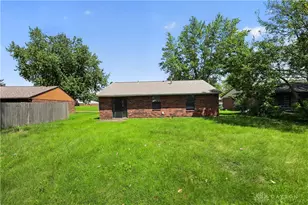 8377 Schoolgate Dr, Huber Heights, OH 45424 - Photo 3