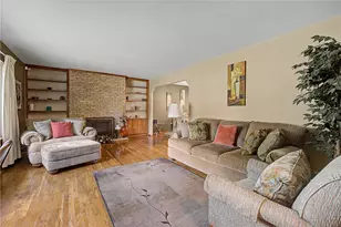 6631 Caldero Ct, Clayton, OH 45415 - Photo 9