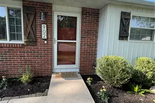 902 W Martindale Rd, Englewood, OH 45322 - Photo 5