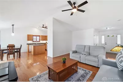 4651 Hialeah Park, Dayton, OH 45424 - Photo 15