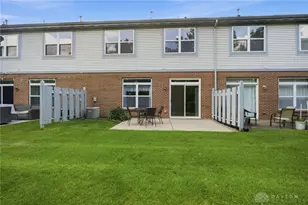 9197 Great Lakes Cir, Washington Twp, OH 45458 - Photo 13