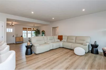 7240 Rivendell Circle, Dayton, OH 45459 - Photo 27