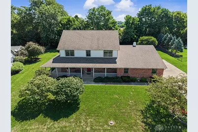 1082 Roger Scott Drive, Sugarcreek Twp, OH 45305 - Photo 3