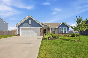 790 Hunters Run Dr, Brookville, OH 45309 - Photo 1