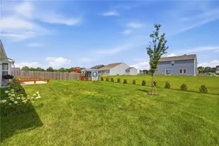790 Hunters Run Dr, Brookville, OH 45309 - Photo 29