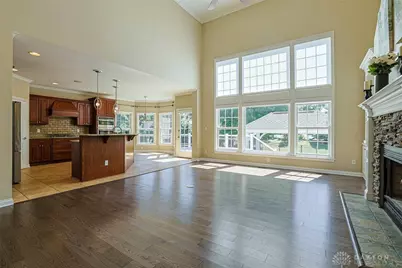 7596 Woodbridge Court, Springboro, OH 45066 - Photo 7