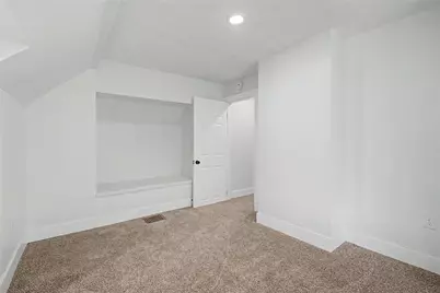 104 N Harbine Avenue, Dayton, OH 45403 - Photo 33