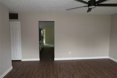 718 Ravenna Circle, Columbus, OH 43068 - Photo 11
