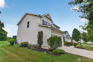 111 Shoemaker Ln, Vandalia, OH 45377 - Photo 3