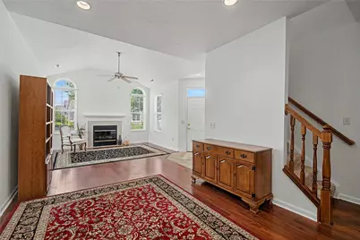 4694 Cobblestone Drive, Huber Heights, OH 45371 - Photo 13