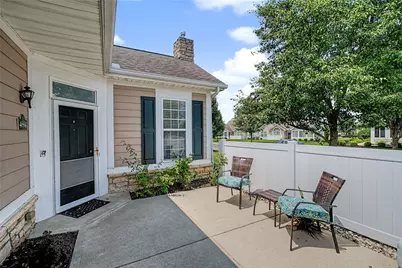 4694 Cobblestone Drive, Huber Heights, OH 45371 - Photo 5