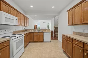 4694 Cobblestone Dr, Tipp City, OH 45371 - Photo 17