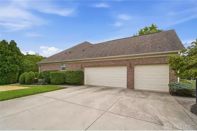 1996 Red Robin Drive, Beavercreek Twp, OH 45385 - Photo 3