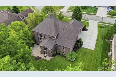 10081 Yearling Run, Washington Twp, OH 45458 - Photo 3