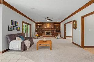 9570 Meadow Woods Ln, Washington Twp, OH 45458 - Photo 23