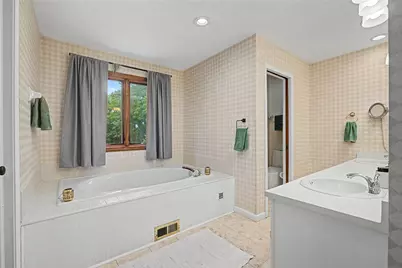 9570 Meadow Woods Lane, Washington Twp, OH 45458 - Photo 47