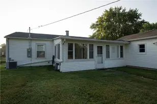 1991 Drake Dr, Xenia, OH 45385 - Photo 5