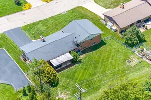 617 Stoneybrook Dr, Kettering, OH 45429 - Photo 51