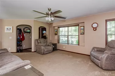 945 Ormsby Drive, Xenia, OH 45385 - Photo 5