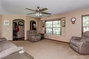 945 Ormsby Dr, Xenia, OH 45385 - Photo 5