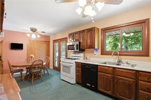 4533 Ridgebury Dr, Kettering, OH 45440 - Photo 3
