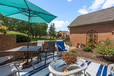 7015 Rosecliff Place, Miami Township, OH 45459 - Photo 19