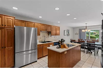 7015 Rosecliff Place, Miami Township, OH 45459 - Photo 9