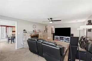 4867 Arrowhead Dr, Kettering, OH 45440 - Photo 5